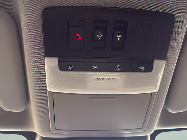 Used 2021 Nissan Rogue Platinum AWD/4WD image 26