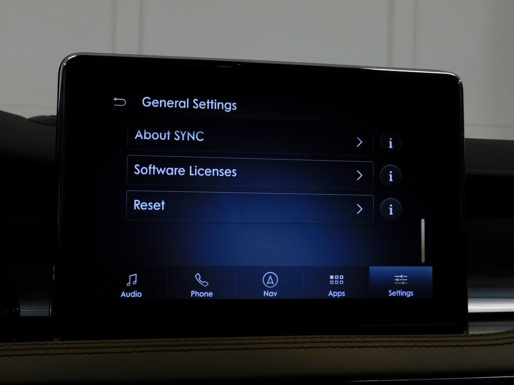 Used 2021 Lincoln Corsair Reserve image 70