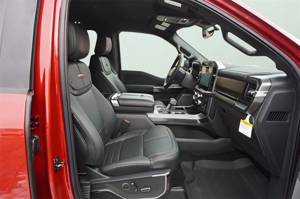 Used 2025 Ford F150 Platinum w/ FX4 Off-Road Package image 10