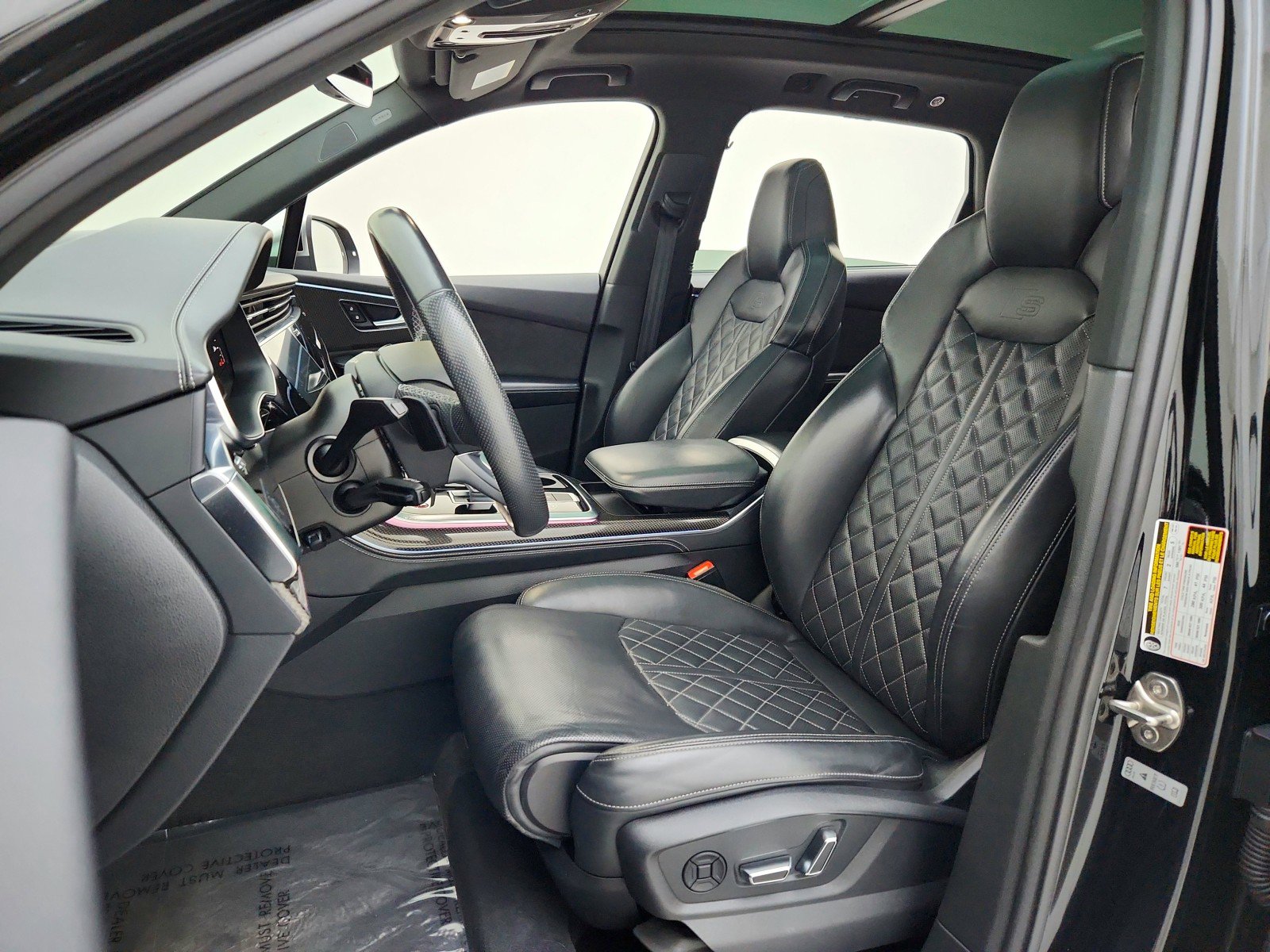 Used 2022 Audi SQ7 Premium Plus AWD/4WD image 17