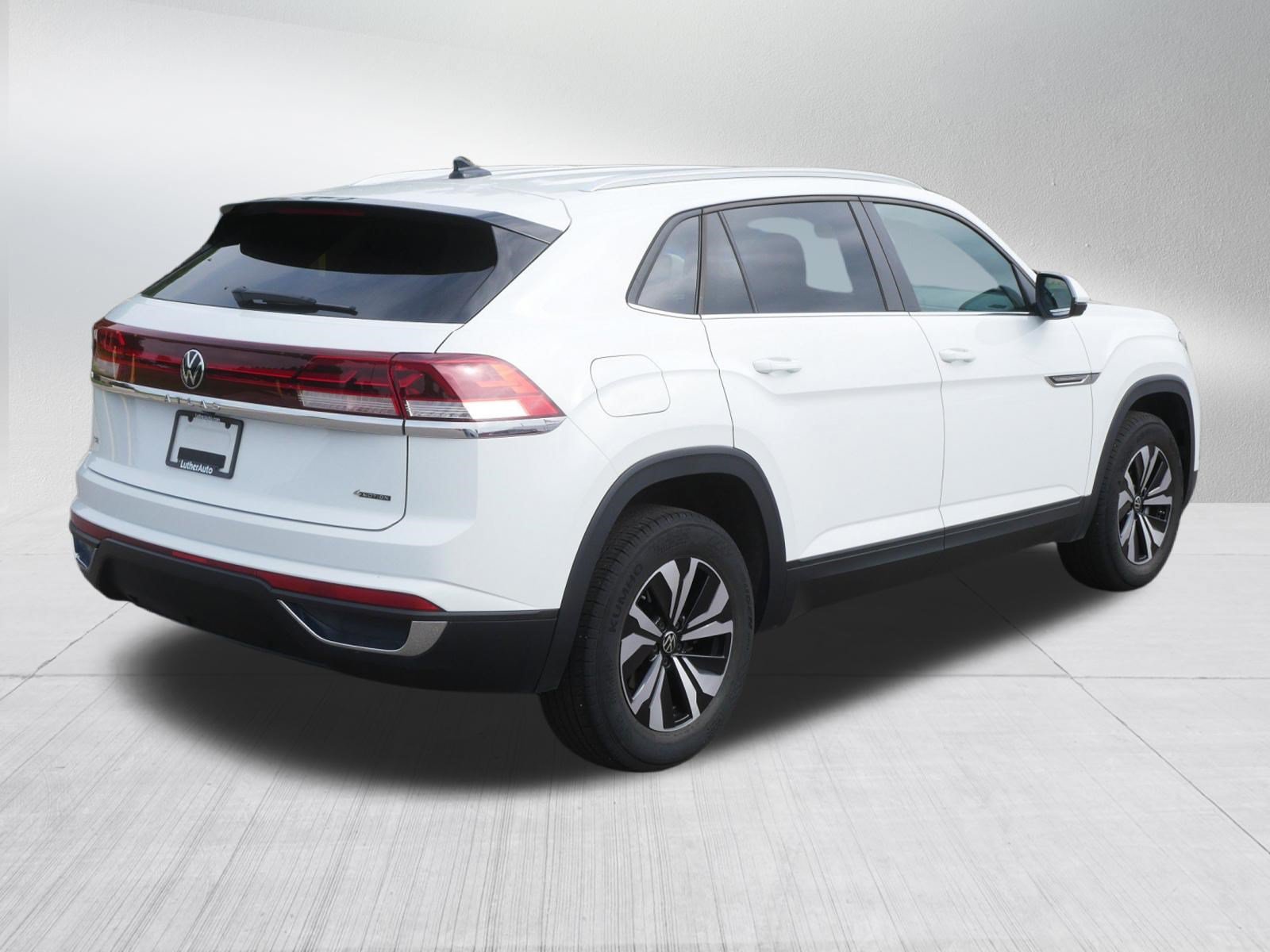 Used 2024 Volkswagen Atlas Cross Sport SE AWD/4WD image 7
