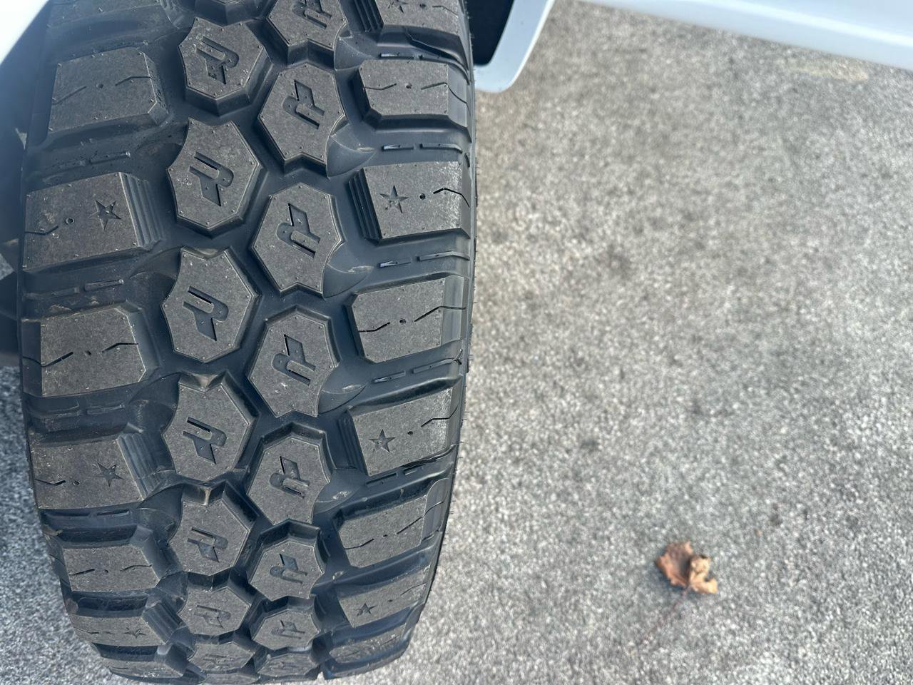 Used 2019 Ford F150 Lariat w/ Equipment Group 502A Luxury image 16