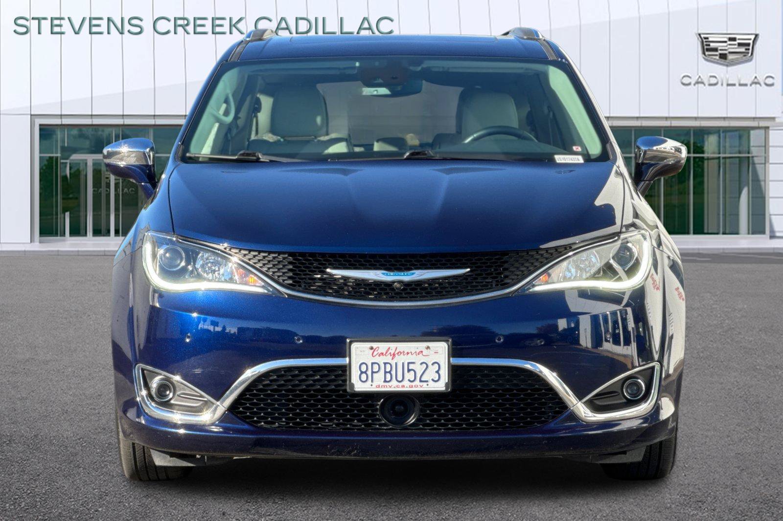 Used 2020 Chrysler Pacifica Limited w/ Advanced Safetytec Group FWD image 8