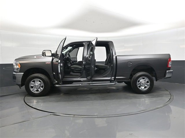 Used 2022 RAM 2500 Big Horn image 48