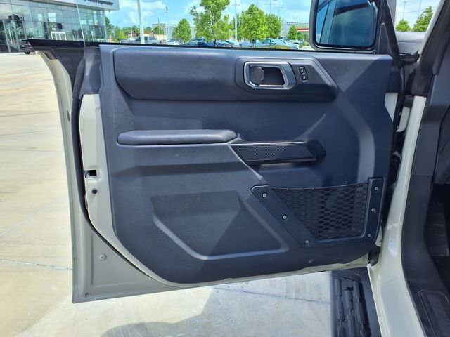 Used 2025 Ford Bronco Outer Banks image 12