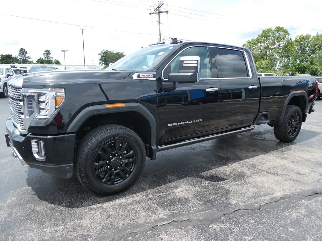 Certified 2022 GMC Sierra 3500 Denali w/ Denali Black Diamond Edition AWD/4WD image 9