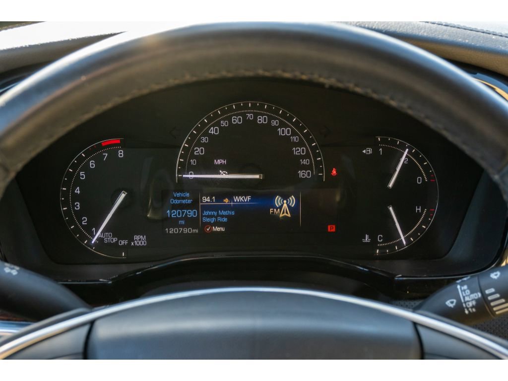 Used 2018 Cadillac XT5 Luxury w/ Driver Awareness Package image 20