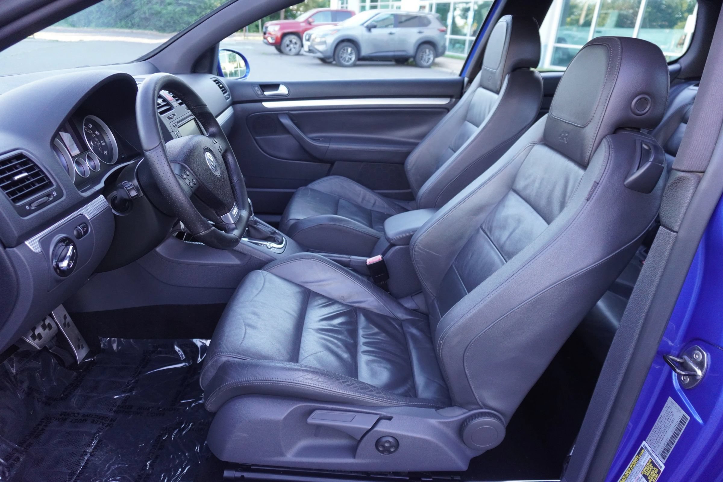 Used 2008 Volkswagen R32 AWD/4WD image 9