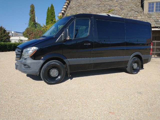 Used 2017 Mercedes-Benz Sprinter 2500 image 6