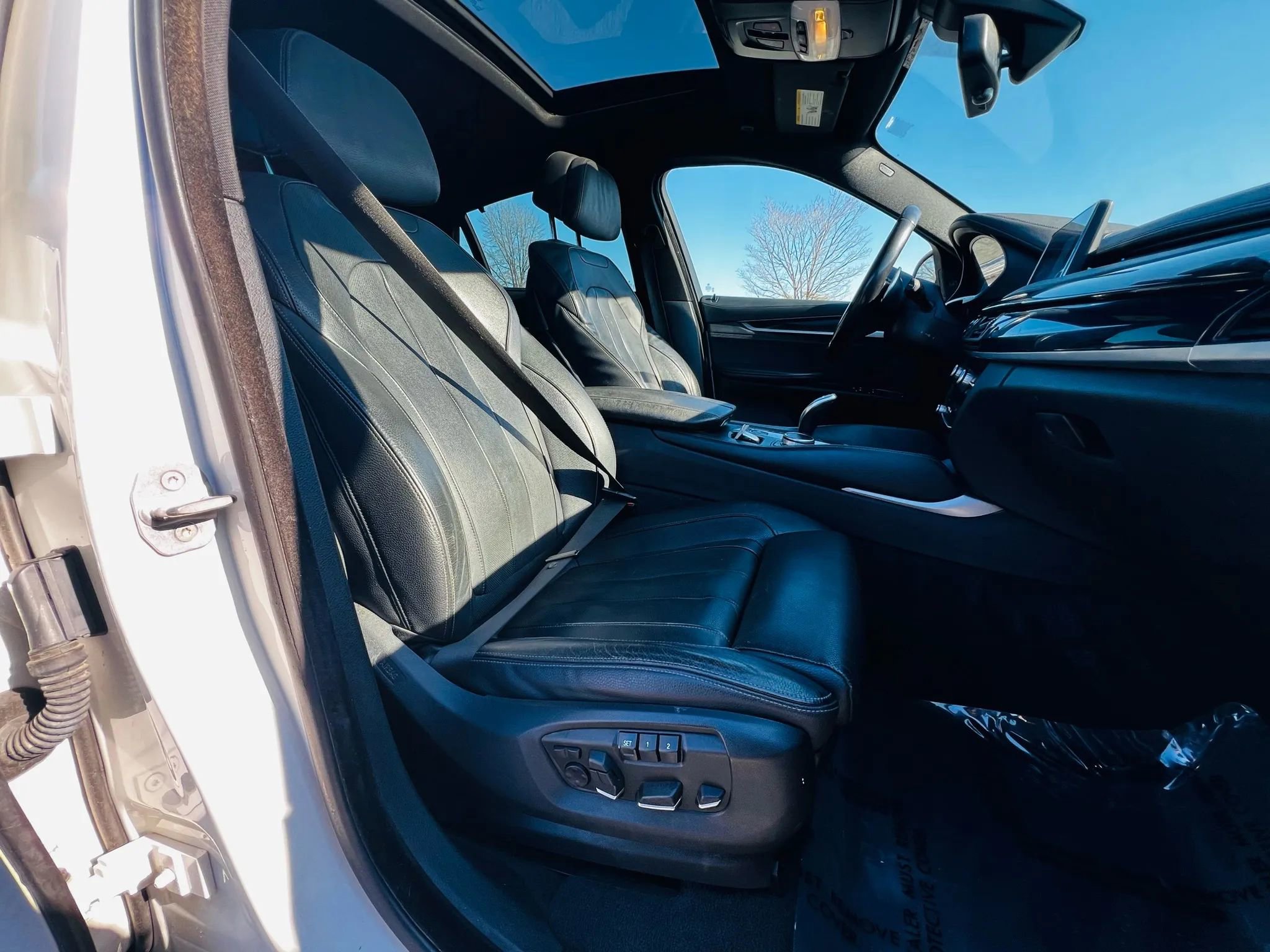 Used 2019 BMW X6 xDrive50i image 11