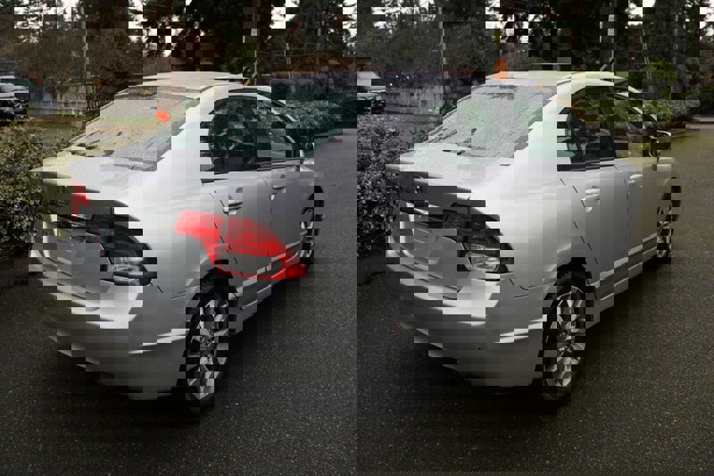 Used 2010 Honda Civic EX image 3