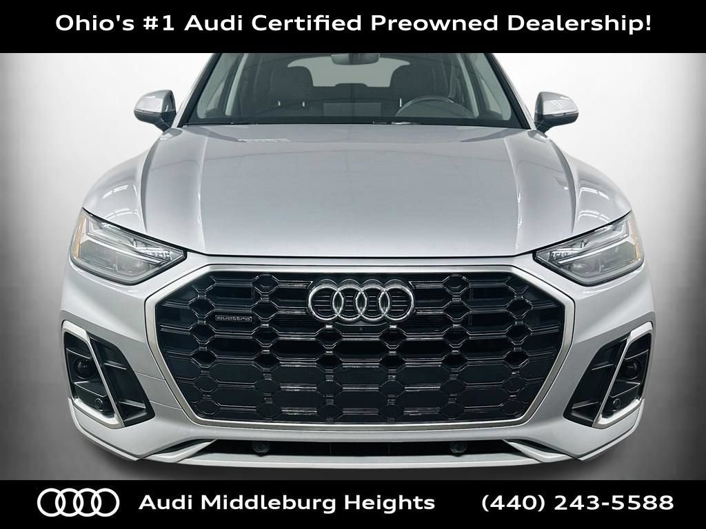 Certified 2025 Audi Q5 e Premium Plus w/ Premium Plus Package AWD/4WD image 2