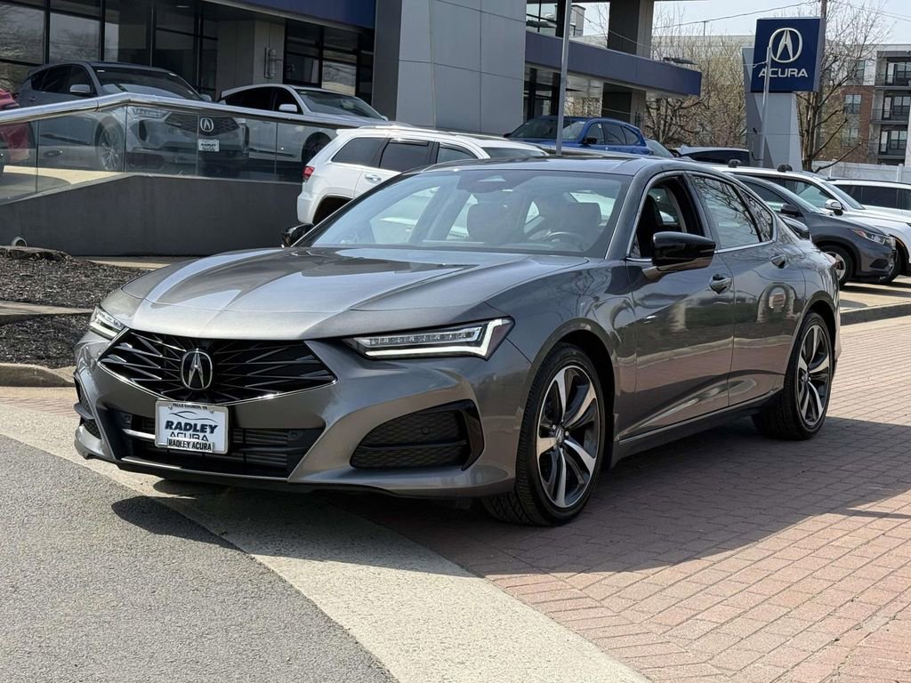 Certified 2025 Acura TLX w/ Technology Package image 3