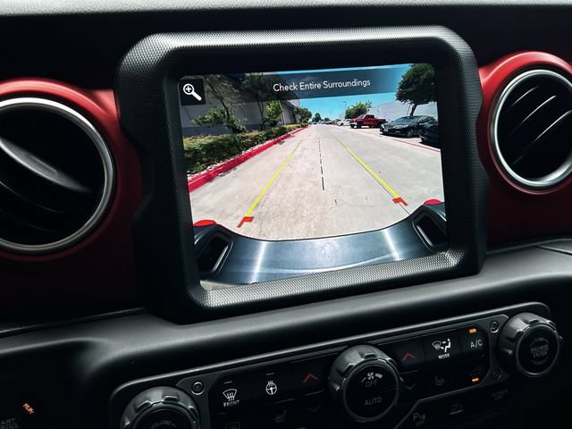 Used 2023 Jeep Gladiator Rubicon w/ LED Lighting Group AWD/4WD image 17
