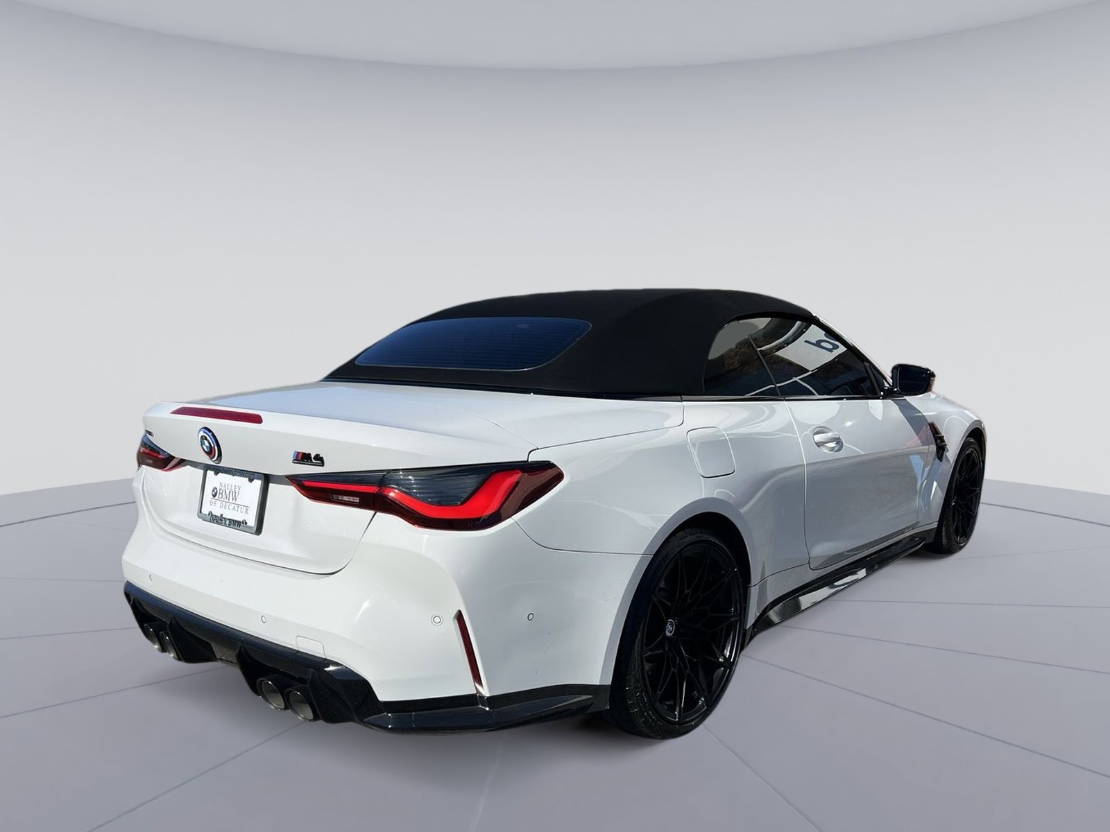 Used 2023 BMW M4 xDrive Competition w/ Executive Package image 5