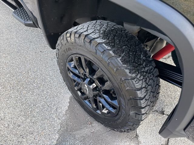 Used 2025 Chevrolet Silverado 2500 LTZ w/ LTZ Premium Package image 56