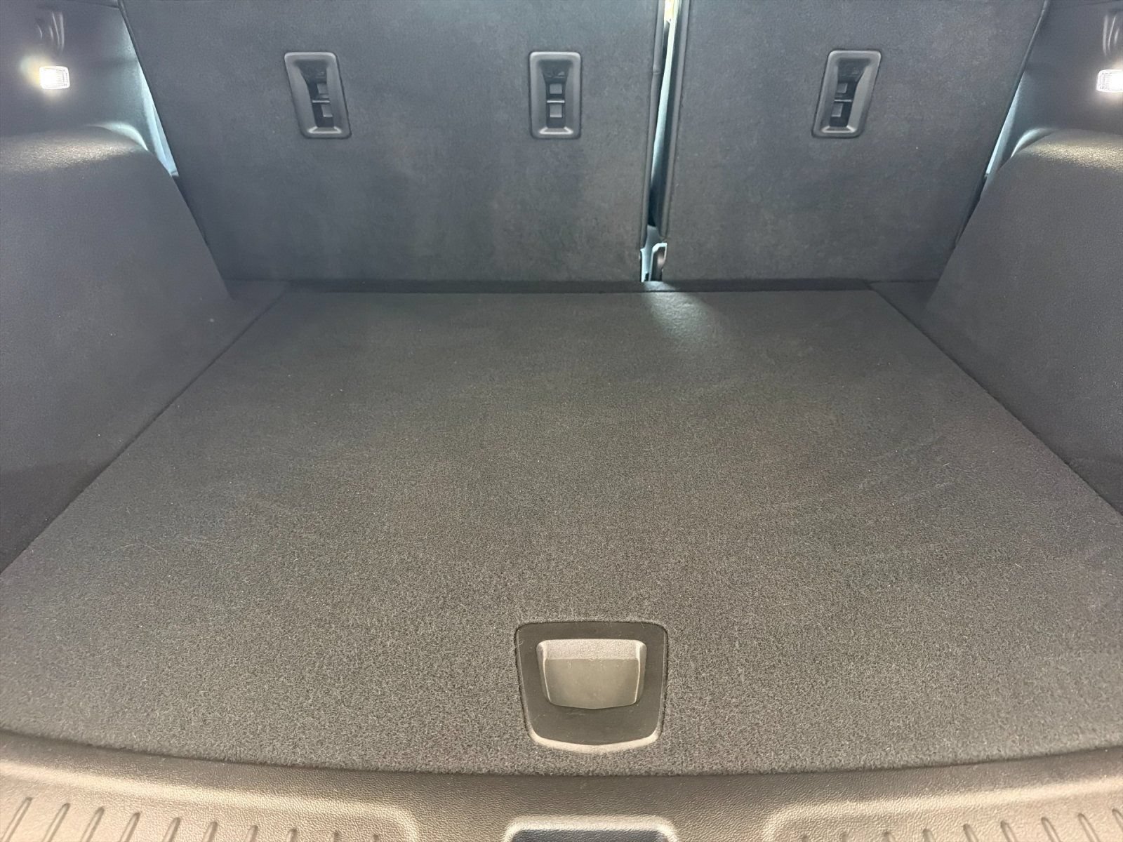 Used 2023 Cadillac XT5 Luxury AWD/4WD image 16