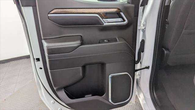 Used 2022 GMC Sierra 1500 SLE AWD/4WD image 16