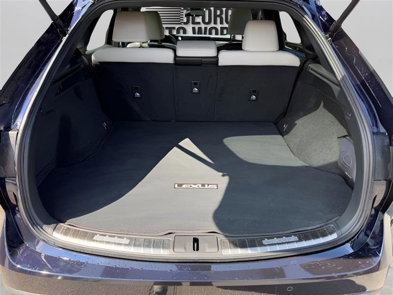 Used 2023 Lexus RX 350h w/ Cold Area Package AWD/4WD image 36