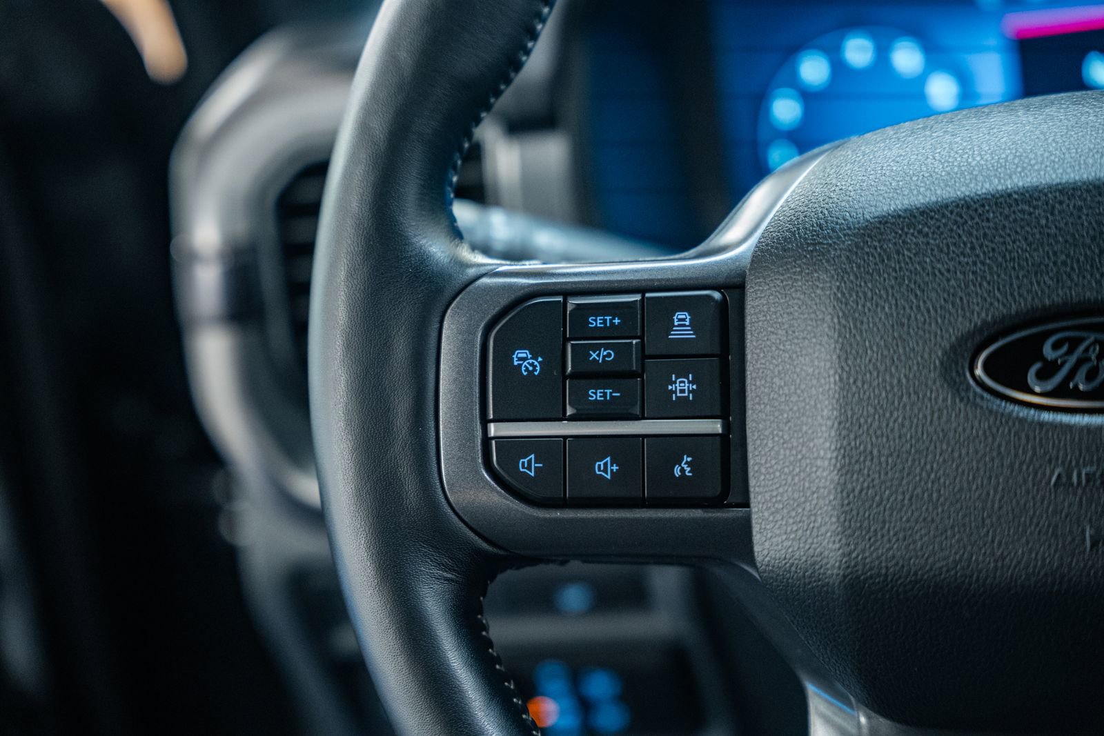 Certified 2024 Ford F150 Lariat image 36