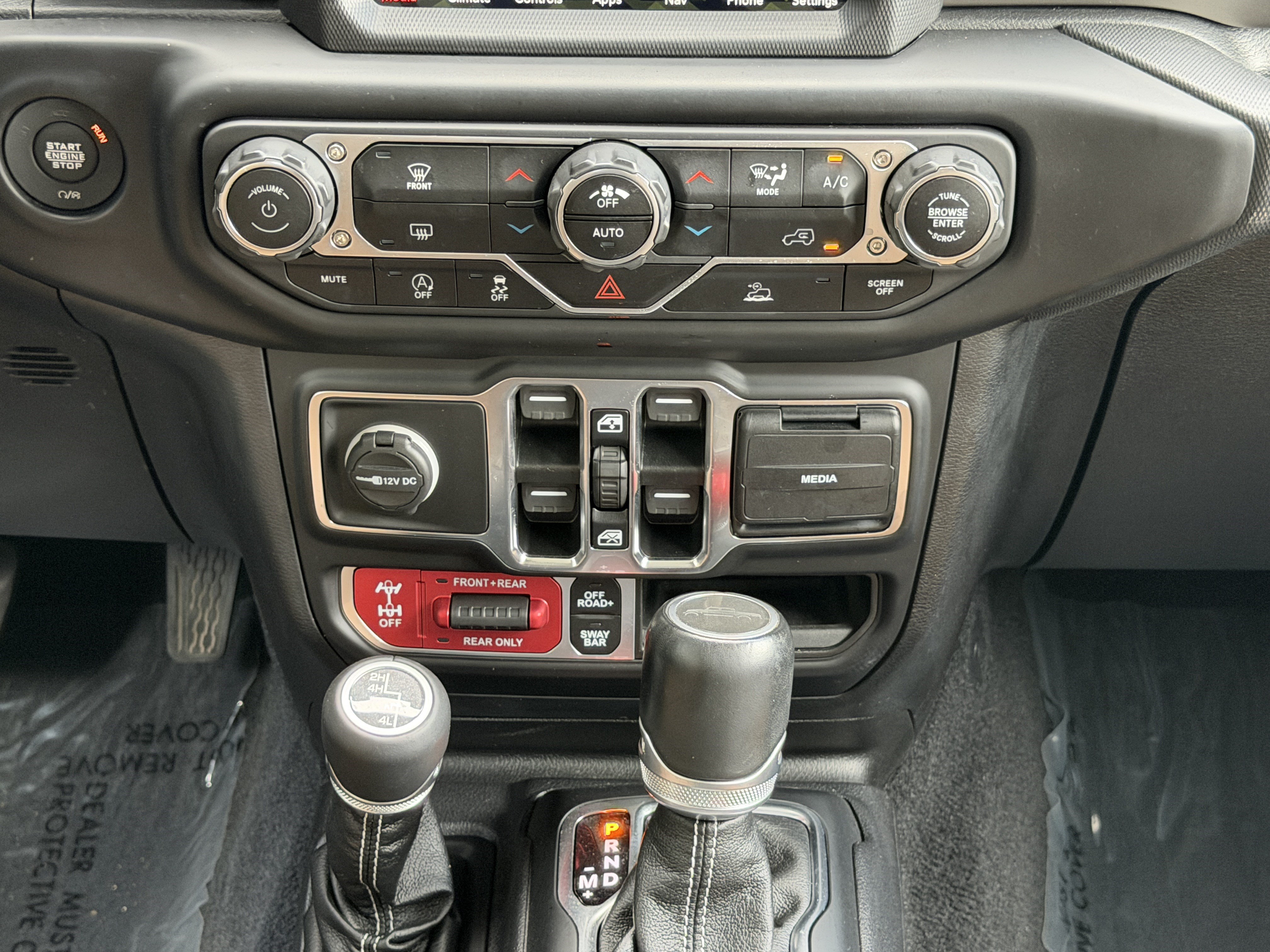 Used 2021 Jeep Gladiator Rubicon AWD/4WD image 19