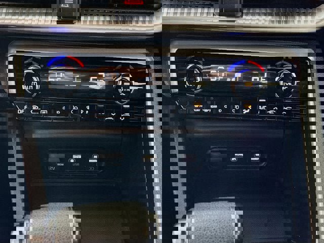 Used 2023 Kia K5 GT-Line image 16