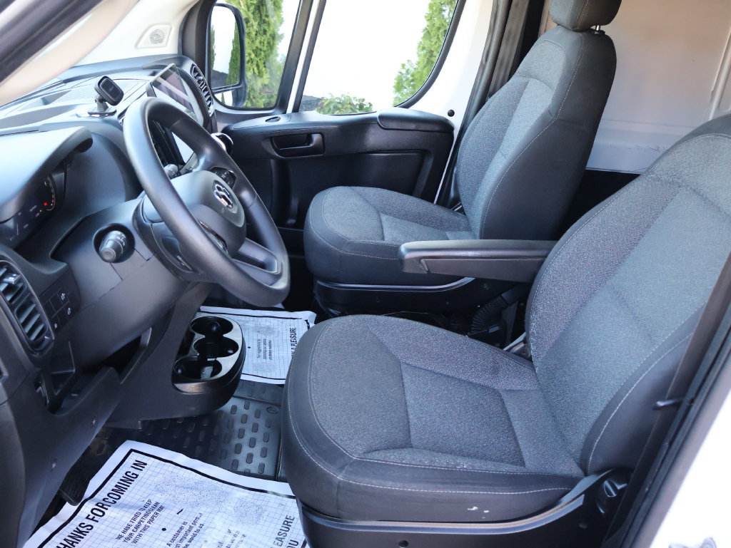 Used 2024 RAM ProMaster 2500 w/ Premium Convenience Group FWD image 38