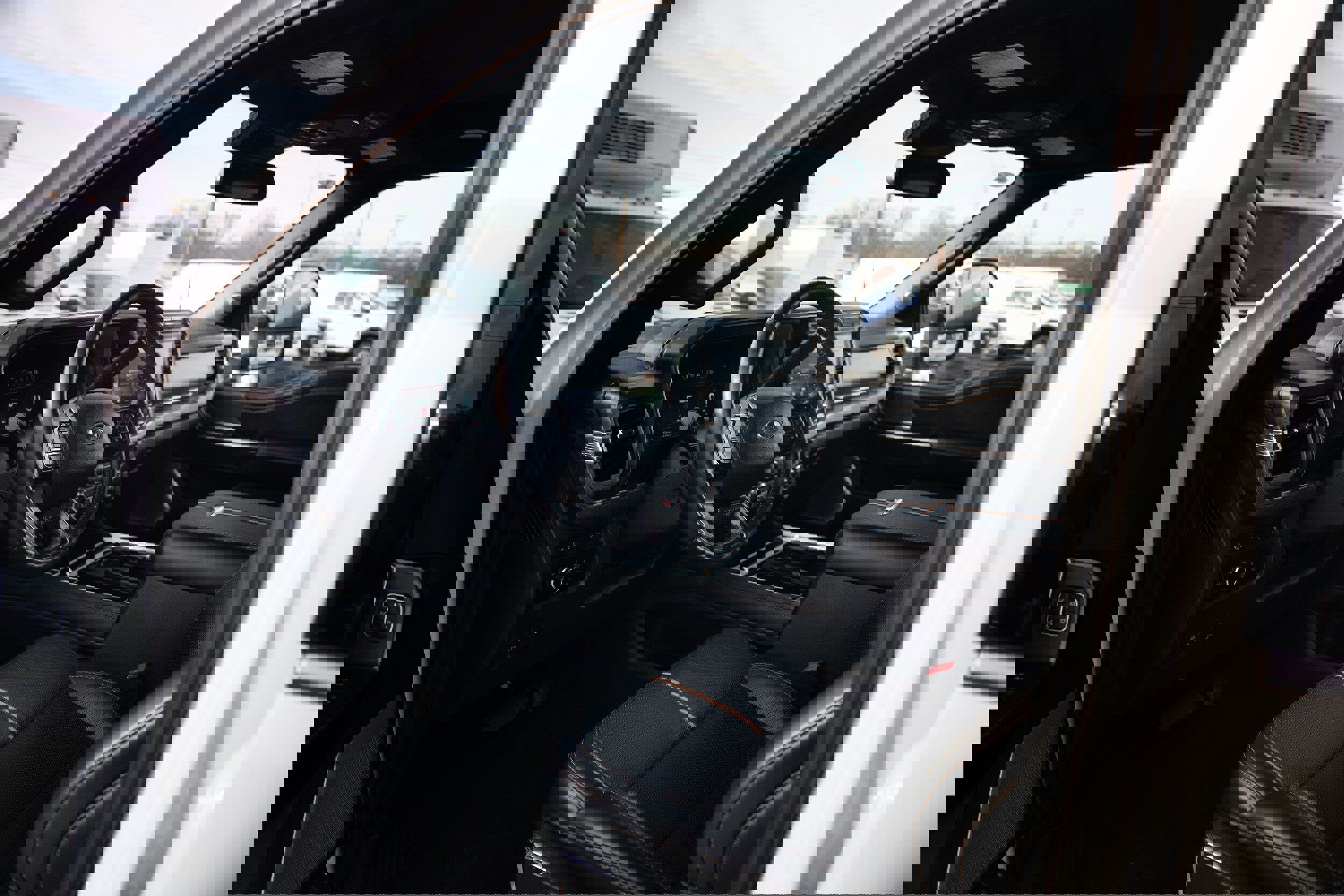 Used 2024 Ford F350 Platinum image 12