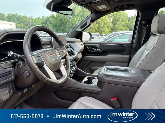 Certified 2023 GMC Yukon XL SLT w/ SLT Premium Package AWD/4WD image 11