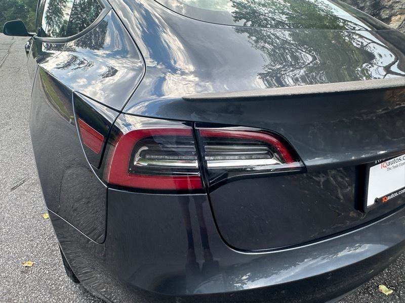 Used 2021 Tesla Model 3 Performance image 17