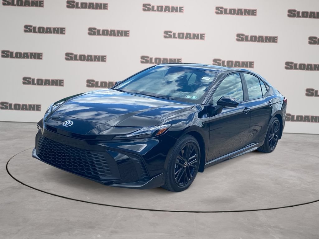 Used 2025 Toyota Camry SE w/ Convenience Package