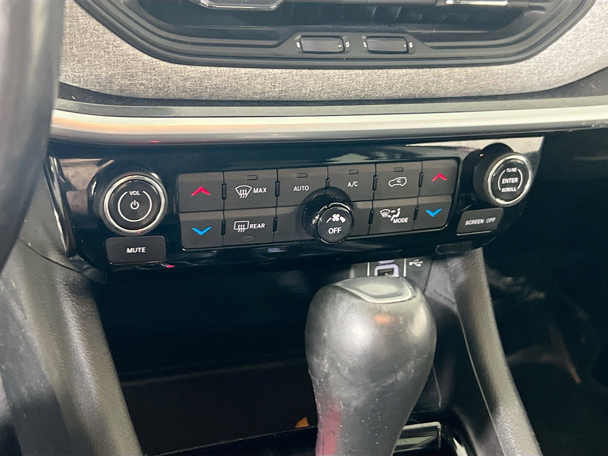 Used 2022 Jeep Compass Latitude w/ Convenience Group image 14