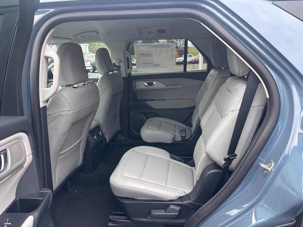 New 2026 Ford Explorer Active w/ Active Comfort Package image 22