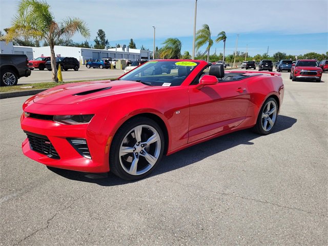 Used 2017 Chevrolet Camaro SS image 2