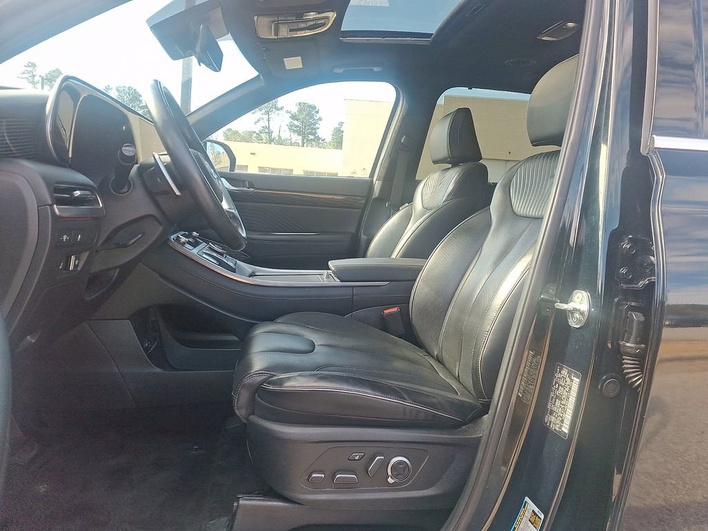 Used 2024 Hyundai Palisade Calligraphy image 13