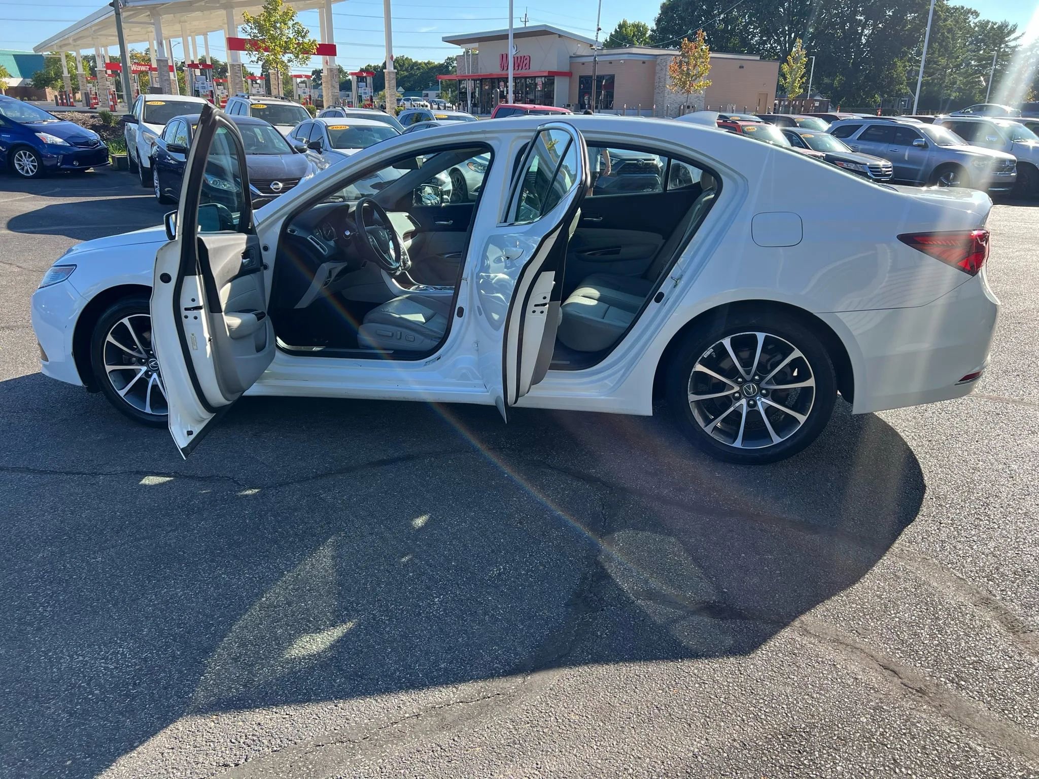 Used 2016 Acura TLX V6 SH-AWD w/ Technology Pkg image 17