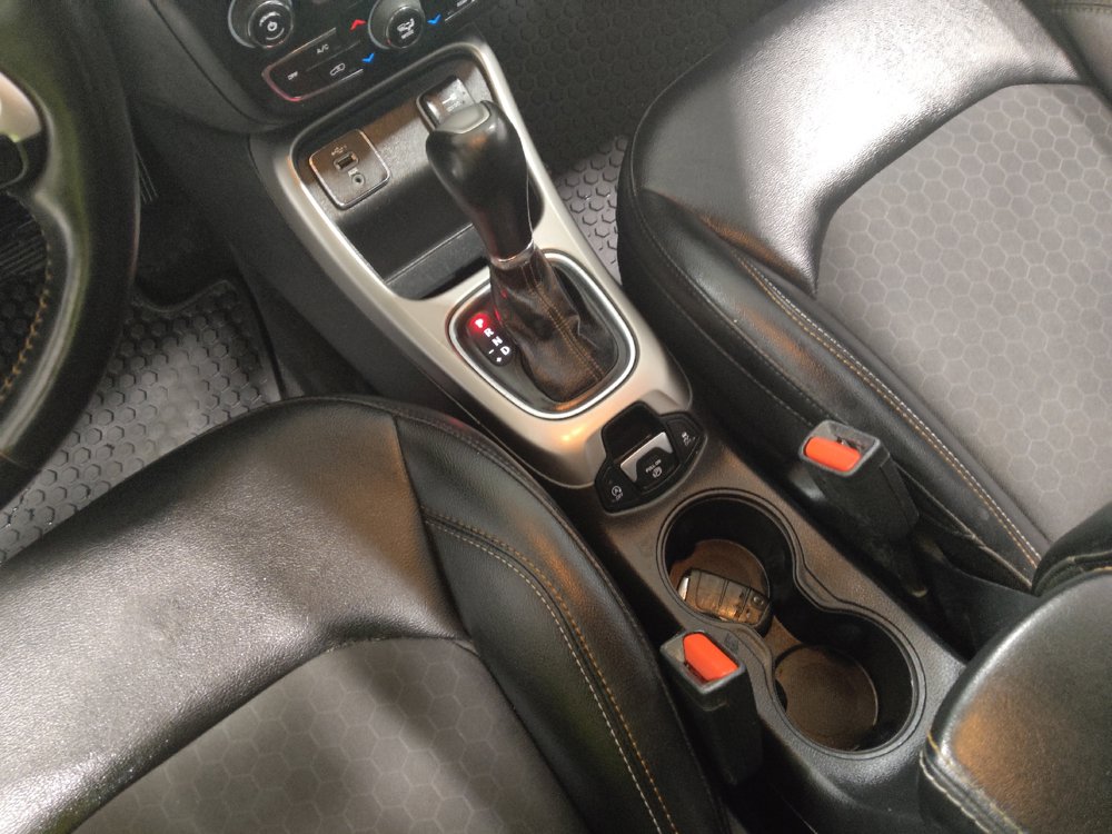 Used 2019 Jeep Compass Latitude w/ Cold Weather Group FWD image 26