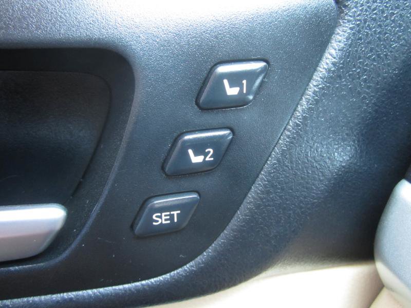 Used 2016 Toyota Highlander Limited Platinum image 26