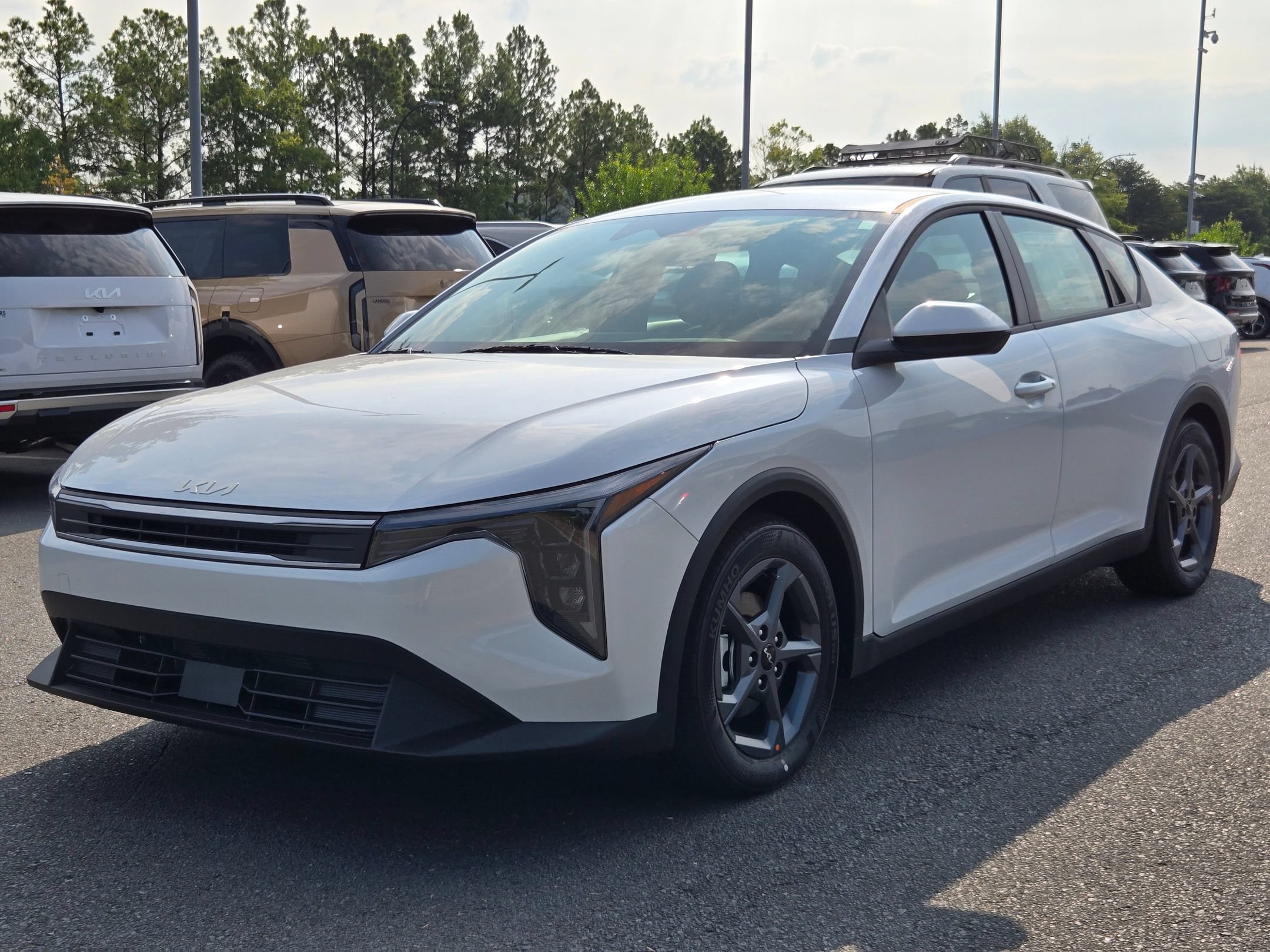 New 2026 Kia K4 FWD image 3