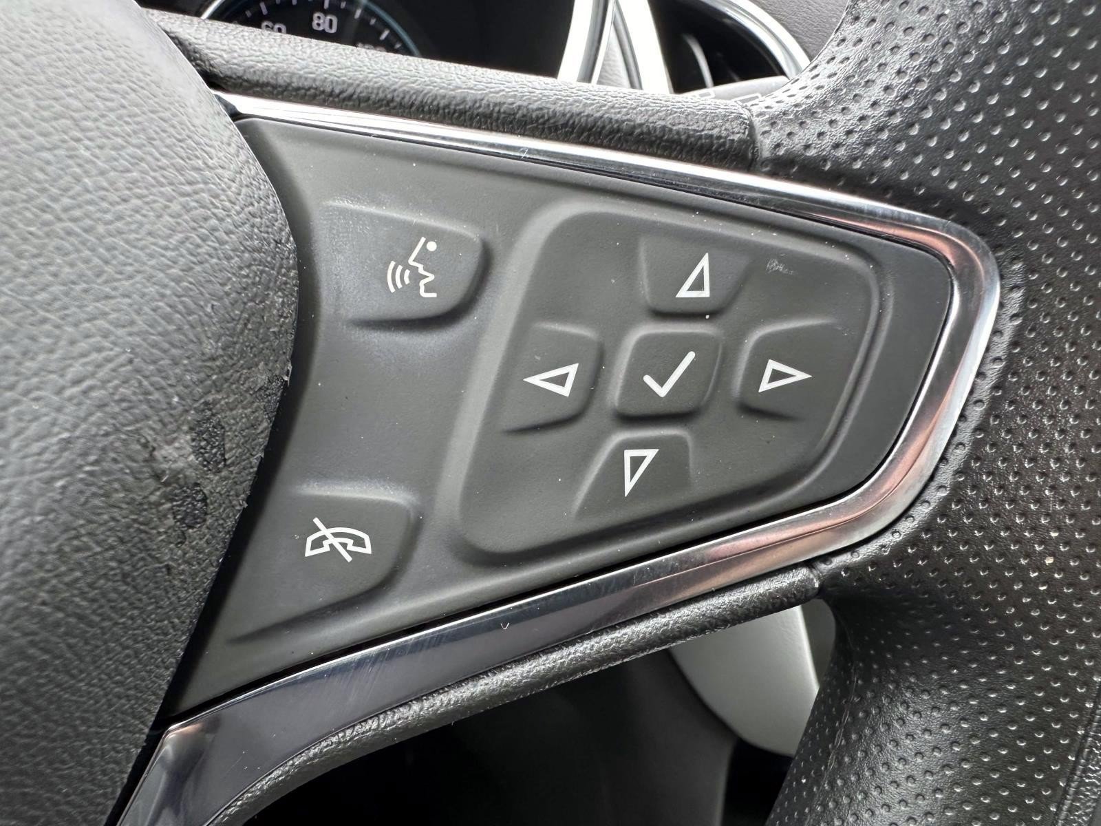 Used 2023 Chevrolet Equinox LS w/ LS Convenience Package AWD/4WD image 17
