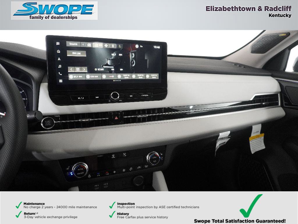 Used 2025 Mitsubishi Outlander AWD image 19