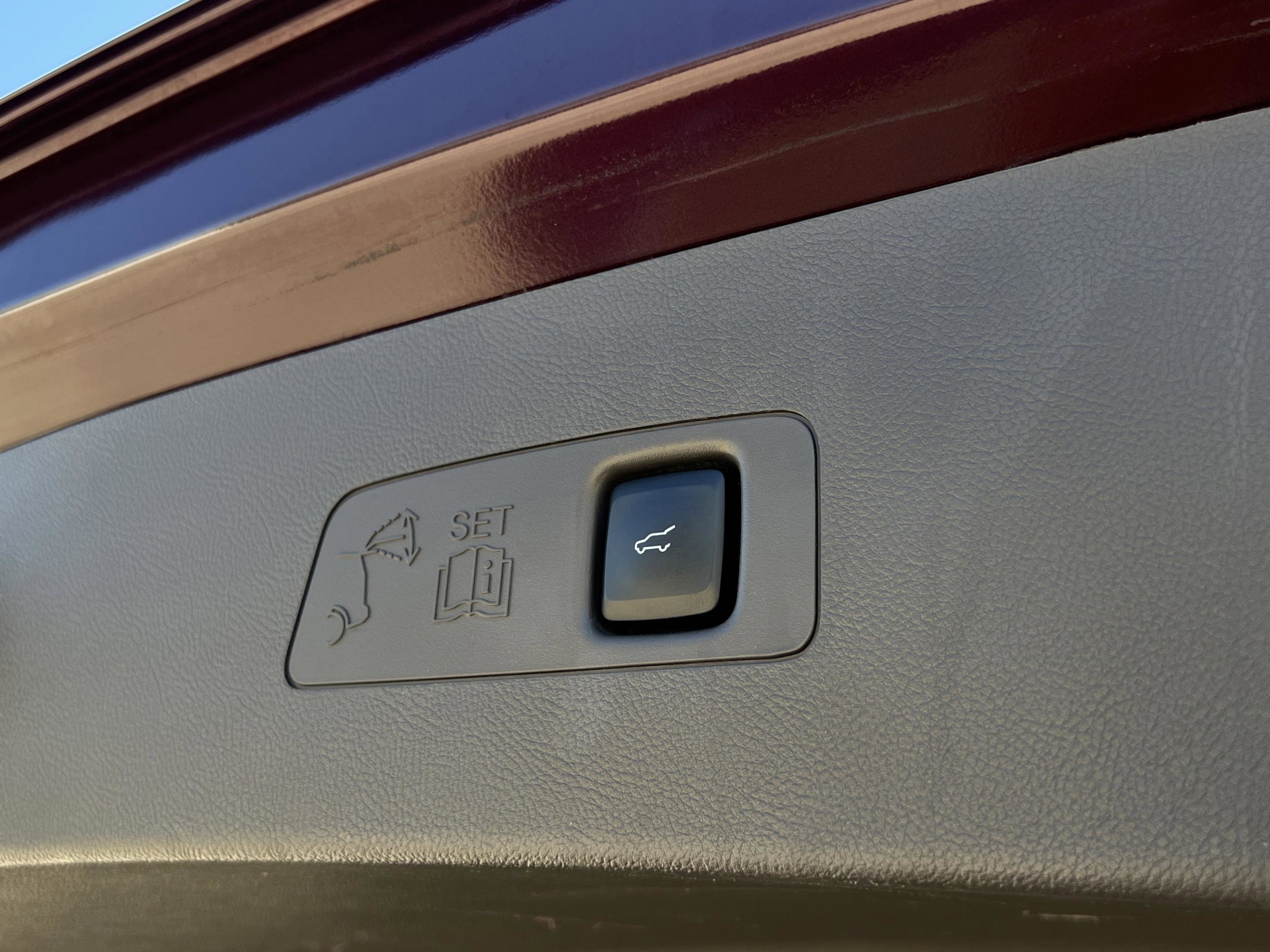 Used 2020 Lincoln Corsair Reserve image 31