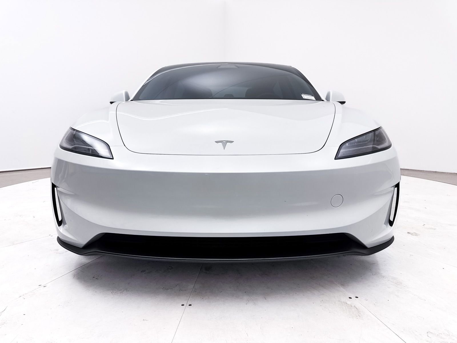 Used 2024 Tesla Model 3 Performance image 11
