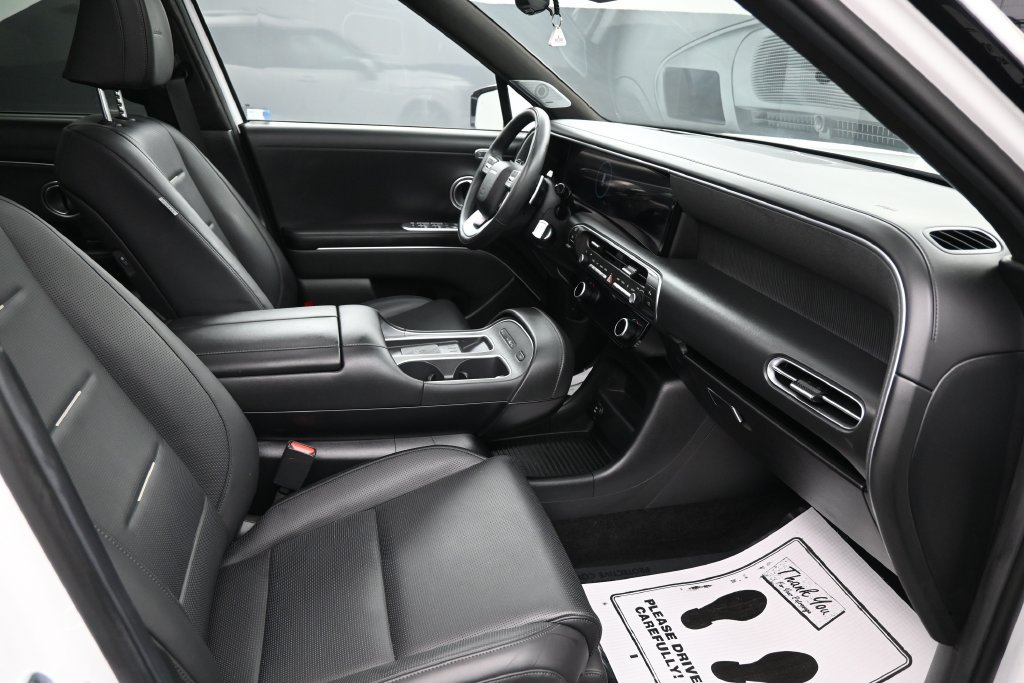 Used 2026 Hyundai Palisade Calligraphy FWD image 32