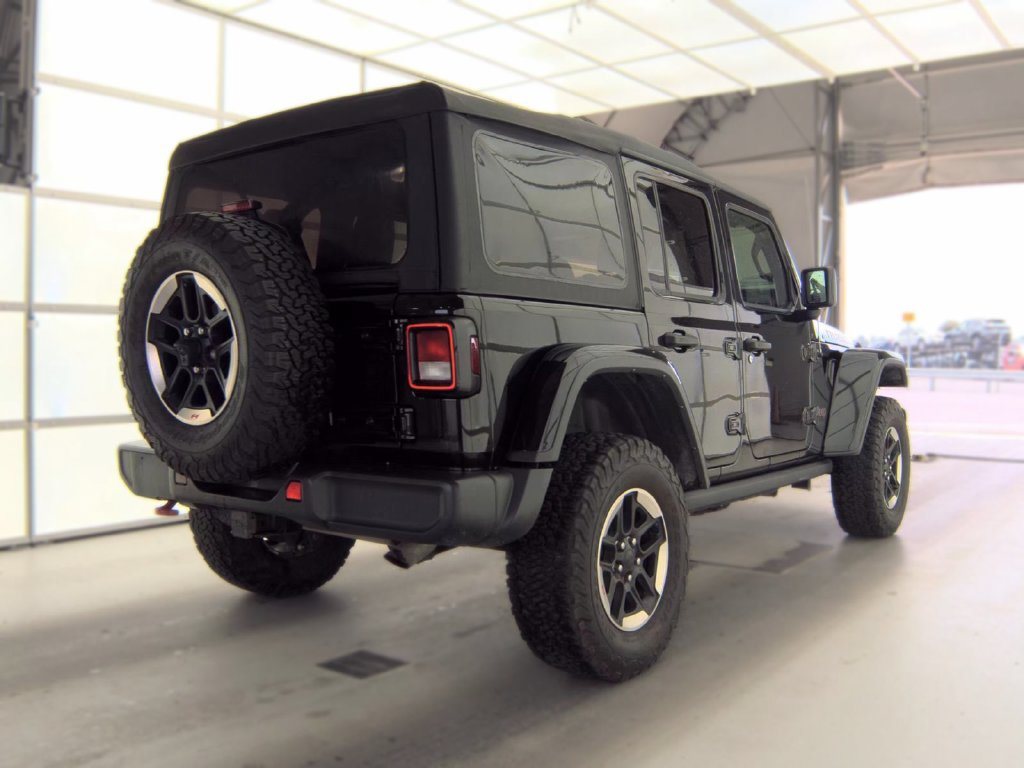 Used 2022 Jeep Wrangler Unlimited Rubicon w/ Cold Weather Group AWD/4WD image 2