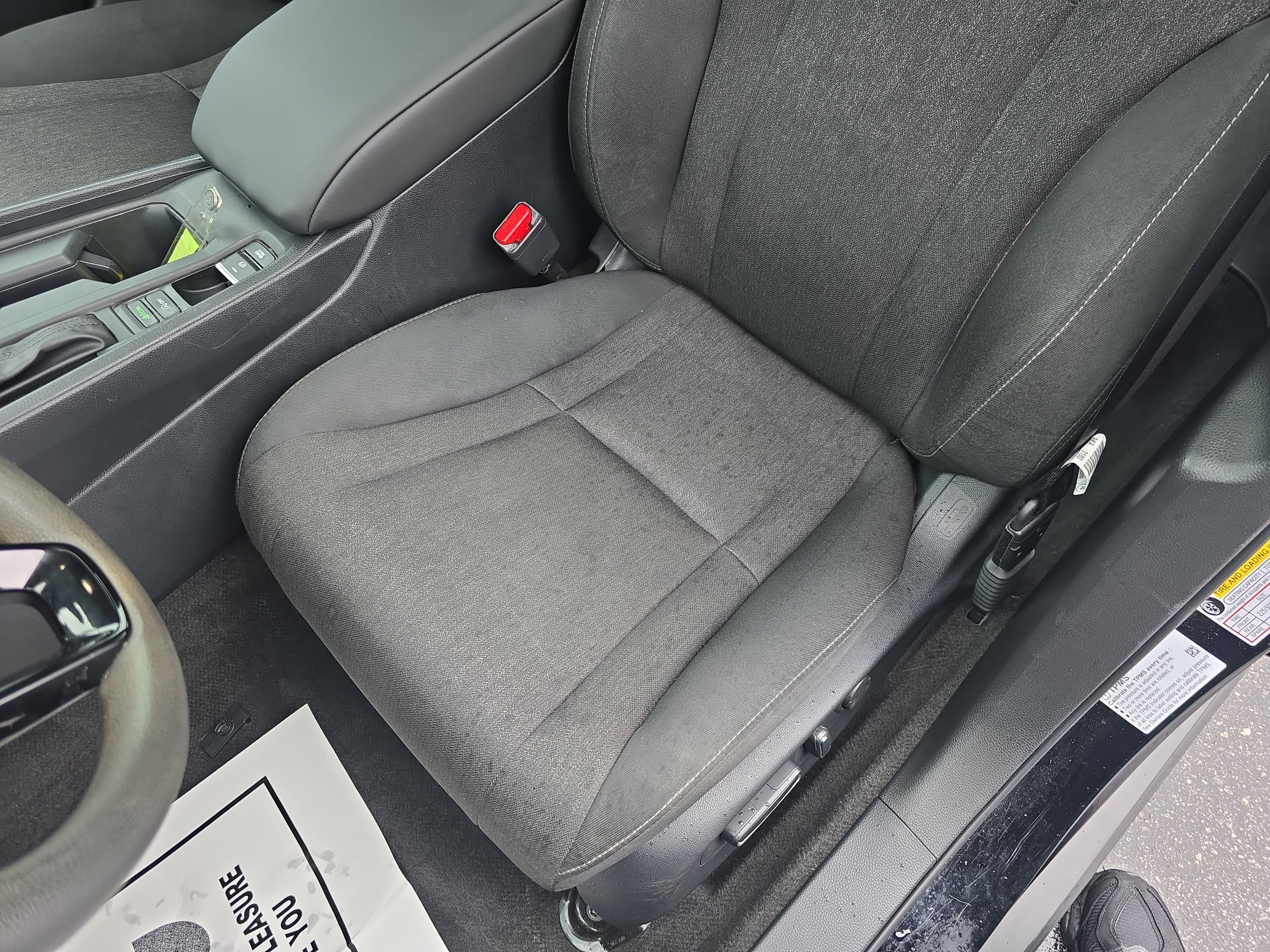 Used 2023 Honda Accord EX image 14