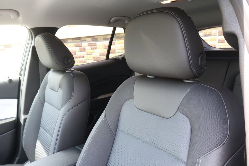 New 2026 Chevrolet Trax LT w/ Driver Confidence Package FWD image 15