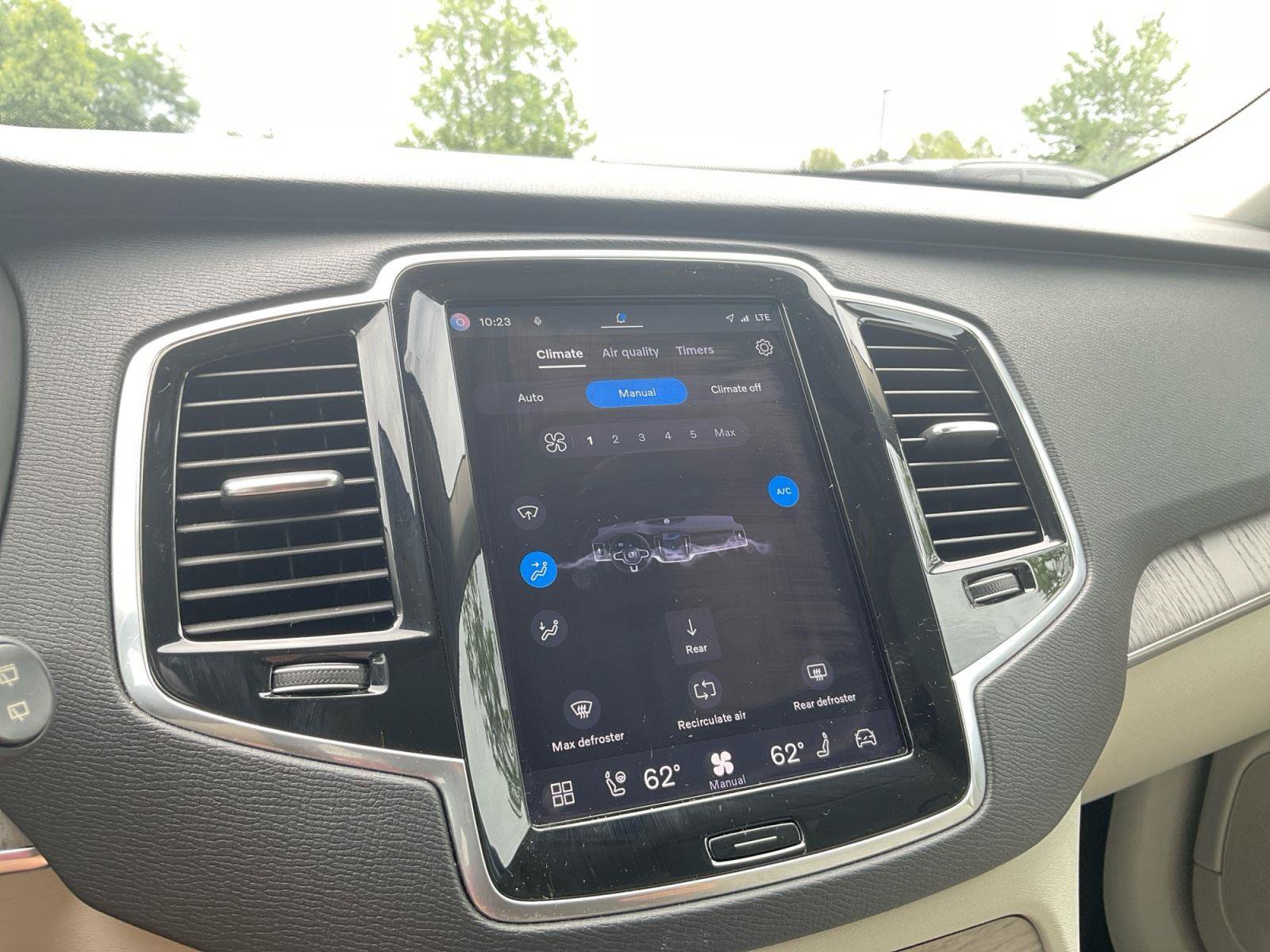 Certified 2023 Volvo XC90 B6 Plus AWD/4WD image 23