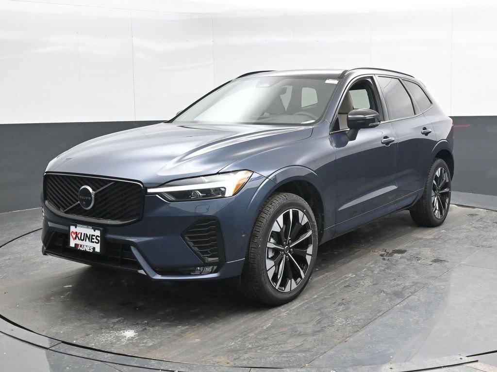 New 2026 Volvo XC60 B5 Plus w/ Climate Package image 5