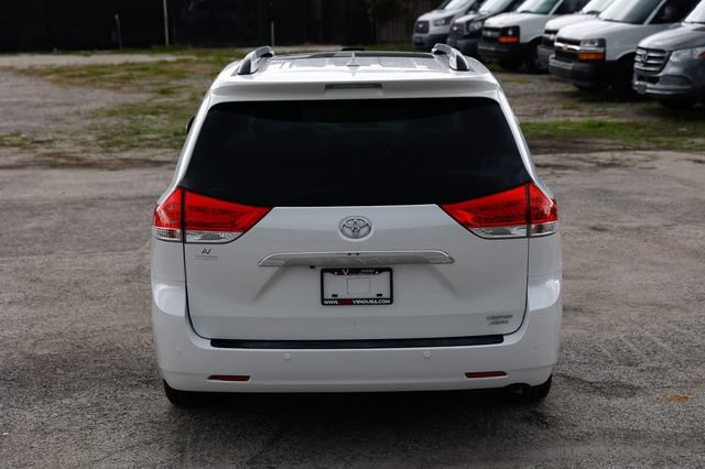 Used 2014 Toyota Sienna Limited w/ Limited Premium Package AWD/4WD image 12